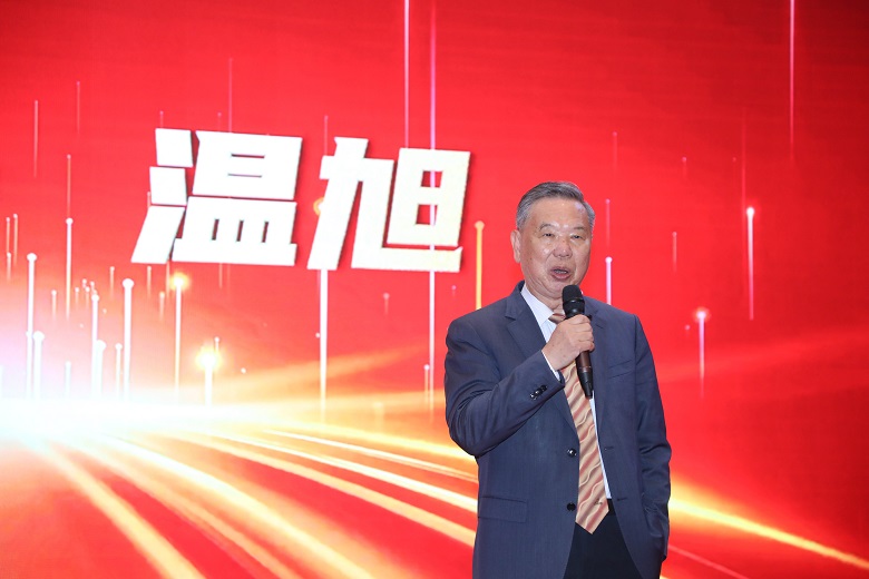 NN8A017笑.jpg NN8A017笑.jpg